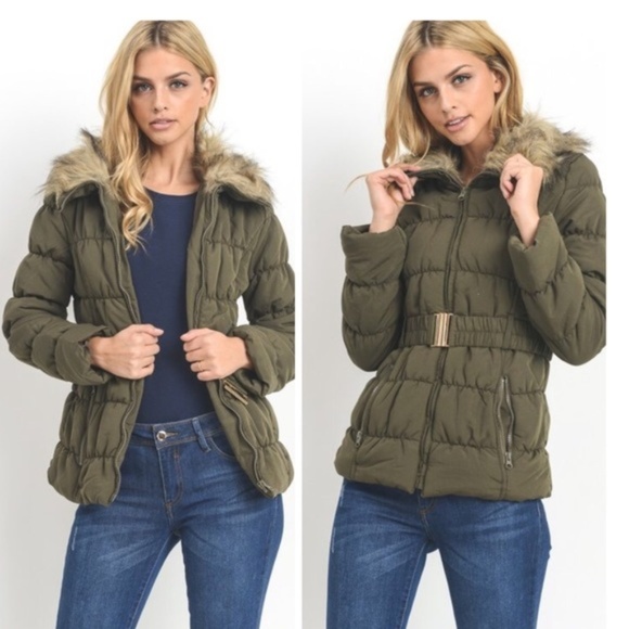 **LAST ONE** Black Belted Puffer Coat - Picture 5 of 7